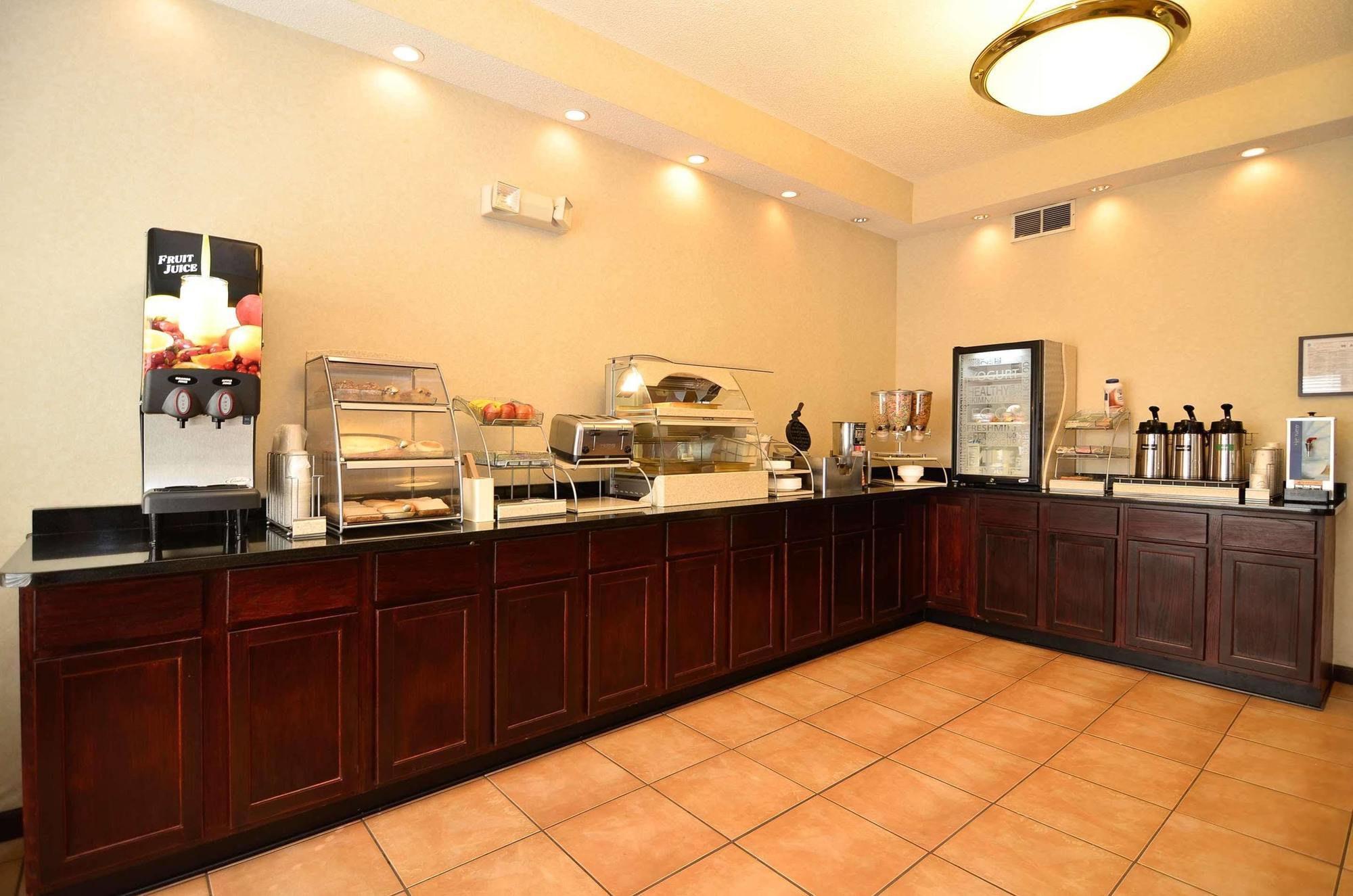 Best Western Hiram Inn And Suites Luaran gambar